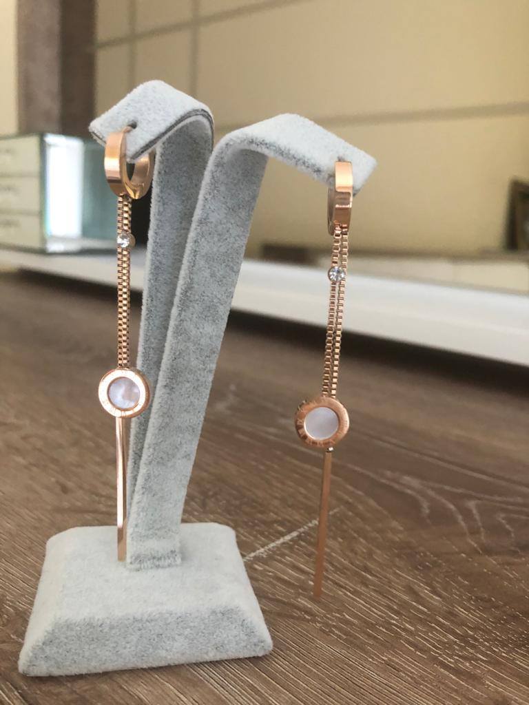 Sedef Ayrıntılı Rosegold Küpe 1 Sedef Ayrıntılı Rosegold Küpe