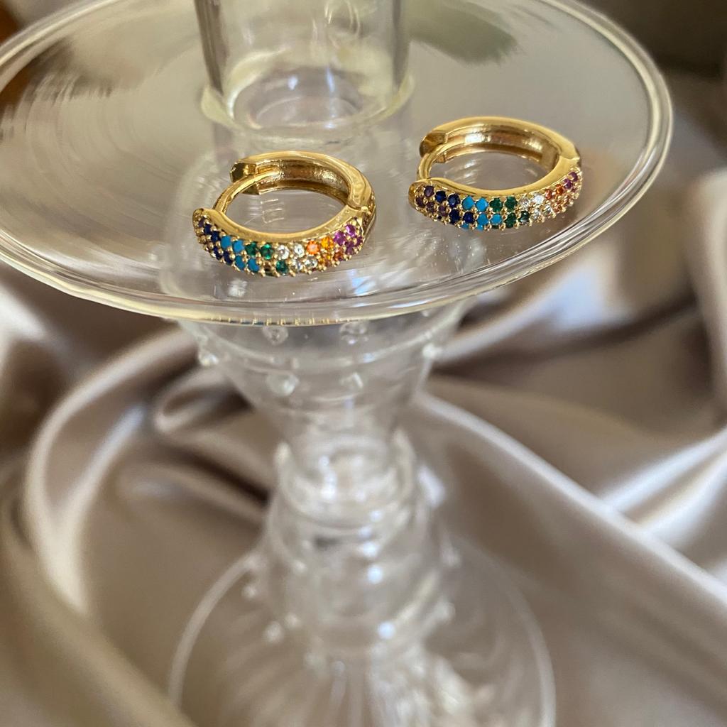 Renkli Taşlı Halka Gold Küpe 1 Renkli Taşlı Halka Gold Küpe