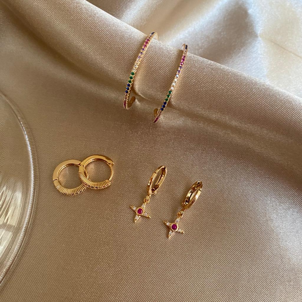 Hoop Halka Gold Taşlı Küpe 3 Hoop Halka Gold Taşlı Küpe - Görsel 3