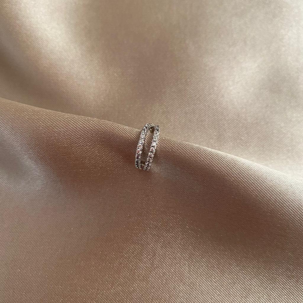 Sydney Silver Kıkırdak Küpe 3 Sydney Silver Kıkırdak Küpe - Görsel 3