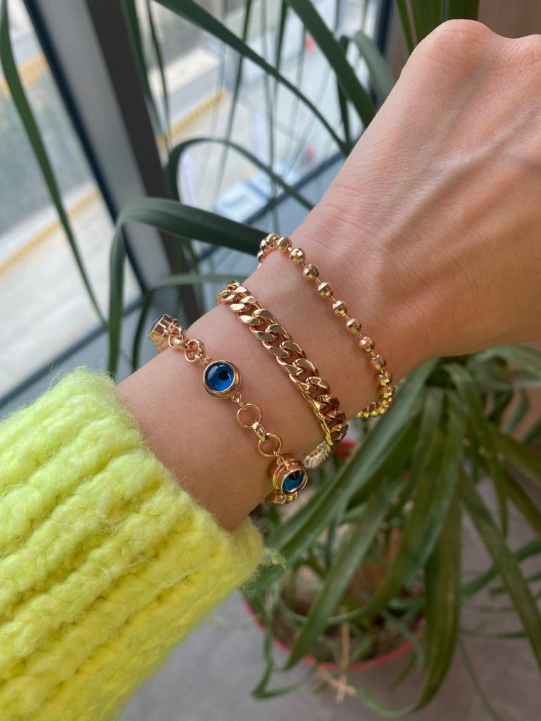 Blue Boncuklu Gold Bileklik 1 Blue Boncuklu Gold Bileklik