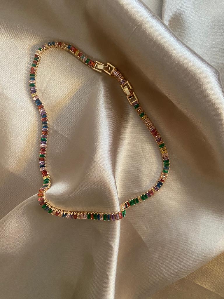 Kassel Renkli Zircon Taşlı Gold Kolye 1 Kassel Renkli Zircon Taşlı Gold Kolye