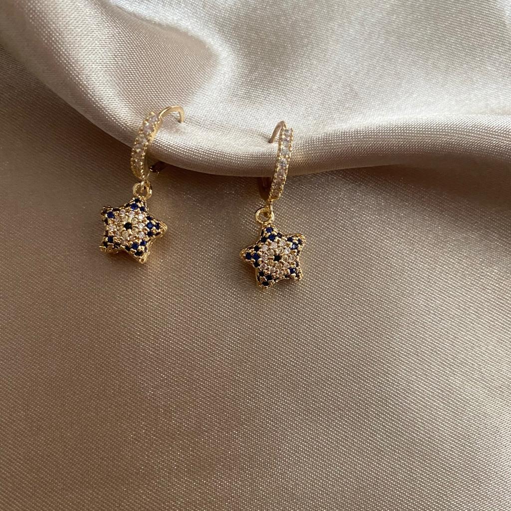 Mini Gold Nazar Boncuklu Yıldız Küpe 1 Mini Gold Nazar Boncuklu Yıldız Küpe