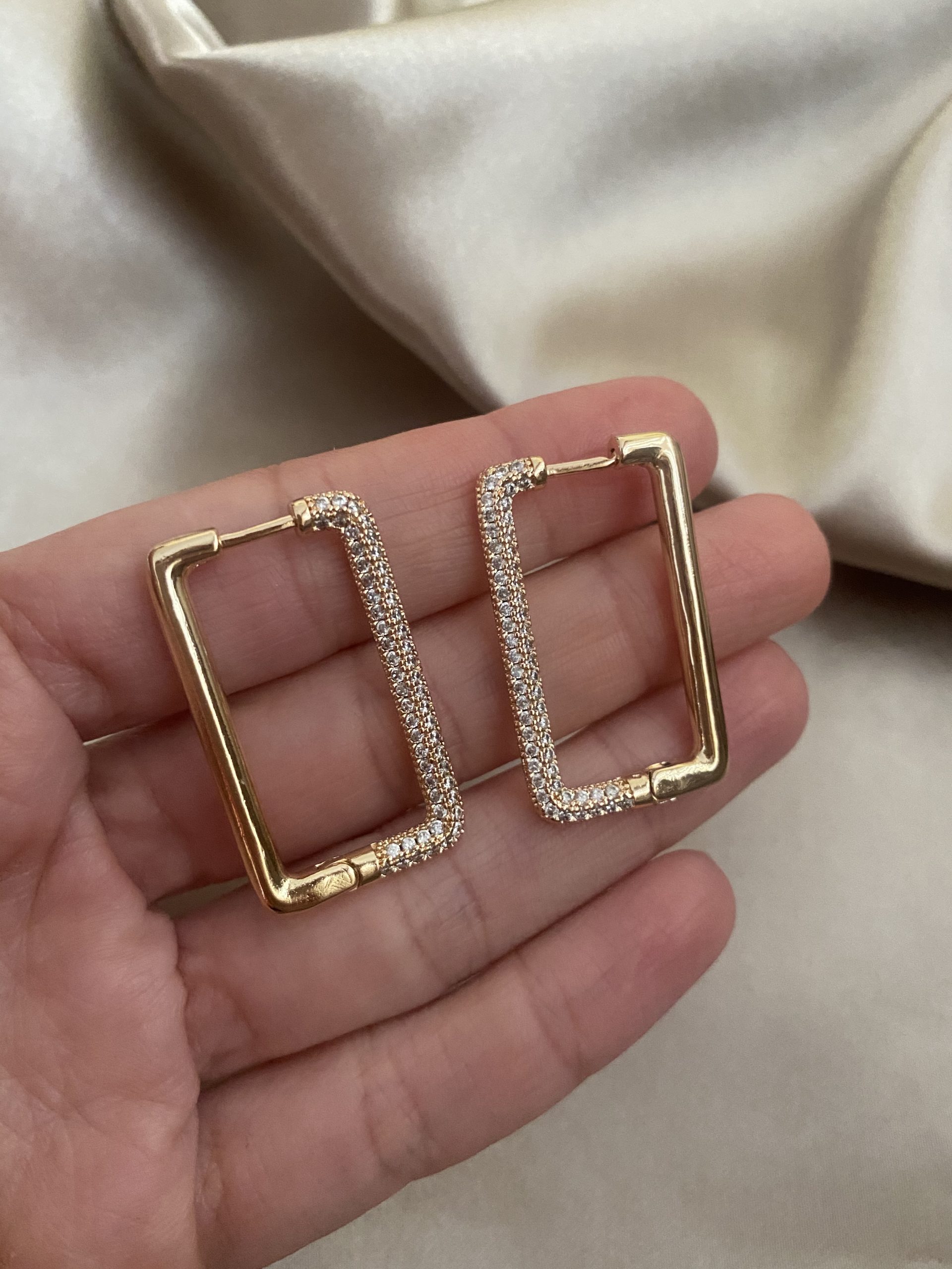 Dikdörtgen Gold Küpe 3 Dikdörtgen Gold Küpe - Görsel 3