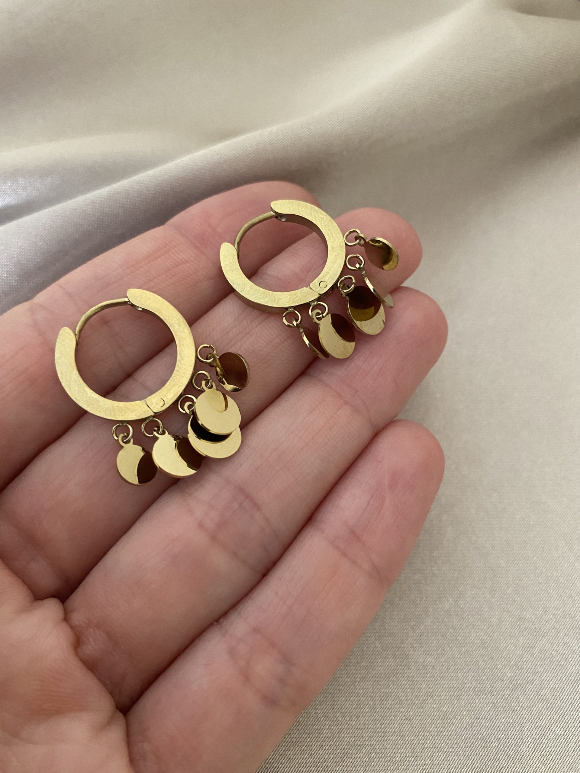 Pul Pul Shakira Gold Çelik Küpe 3 Pul Pul Shakira Gold Çelik Küpe - Görsel 3