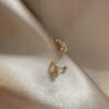 Minimal Taşlı Çelik Gold Piercing Küpe 4 F7EF4A72 BCBC 4CFD A576 82199DF5800C scaled
