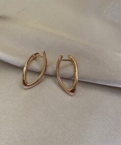 Alternative view of Lina Damla Küpe